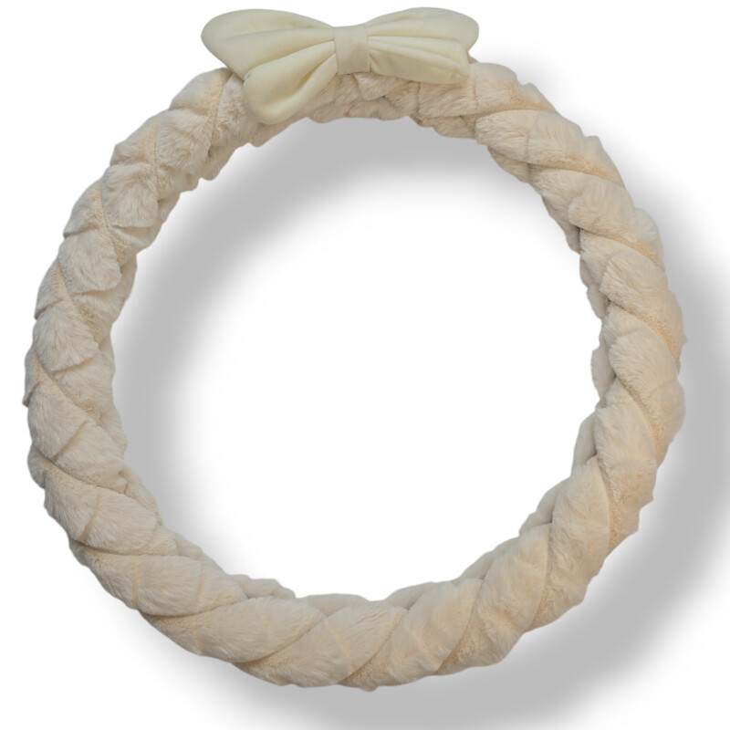 Cache-volant Papillon en Peluche – Image 6